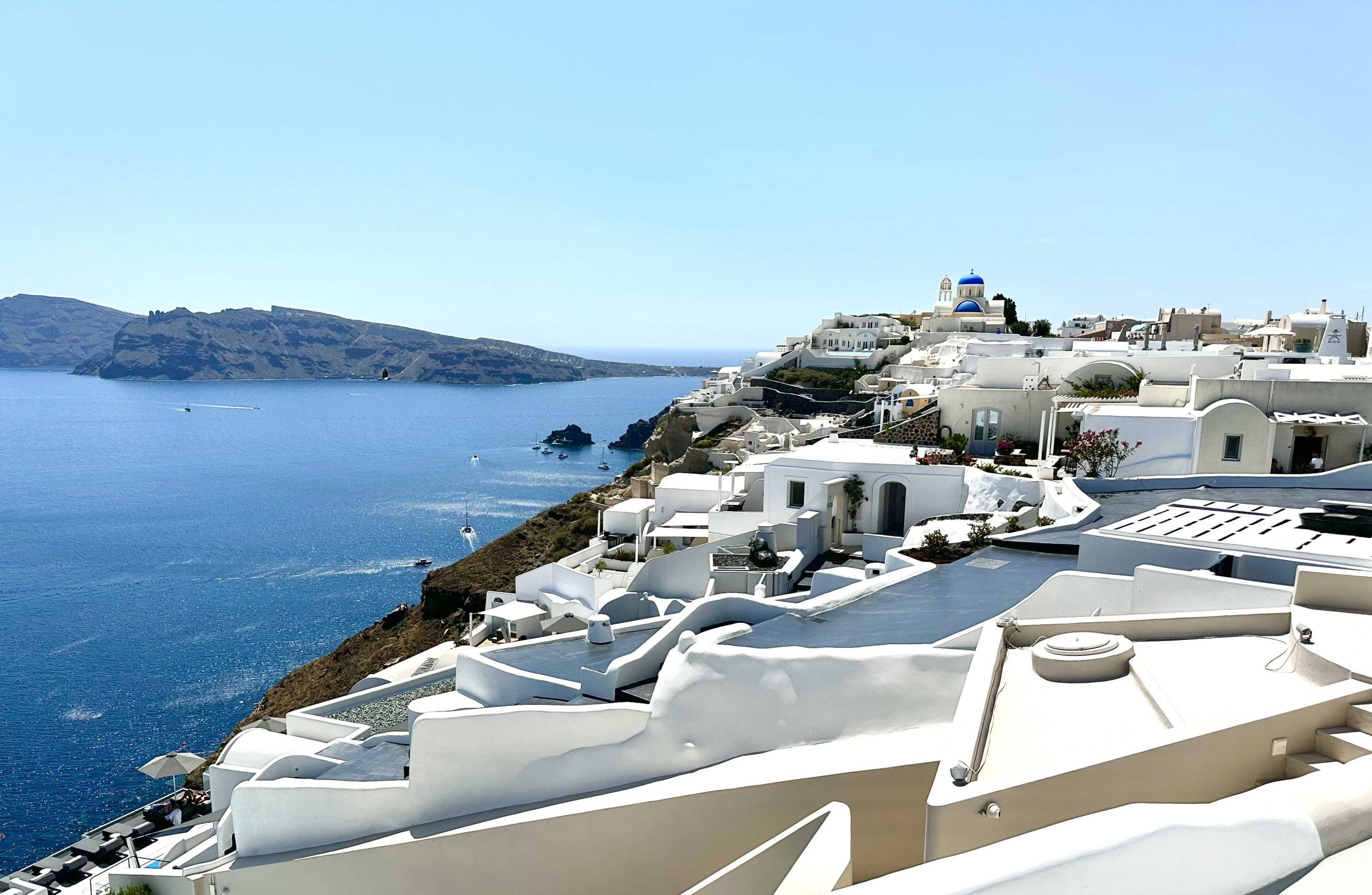 Santorini, discover its rich in history and awe inspiring landscapes.